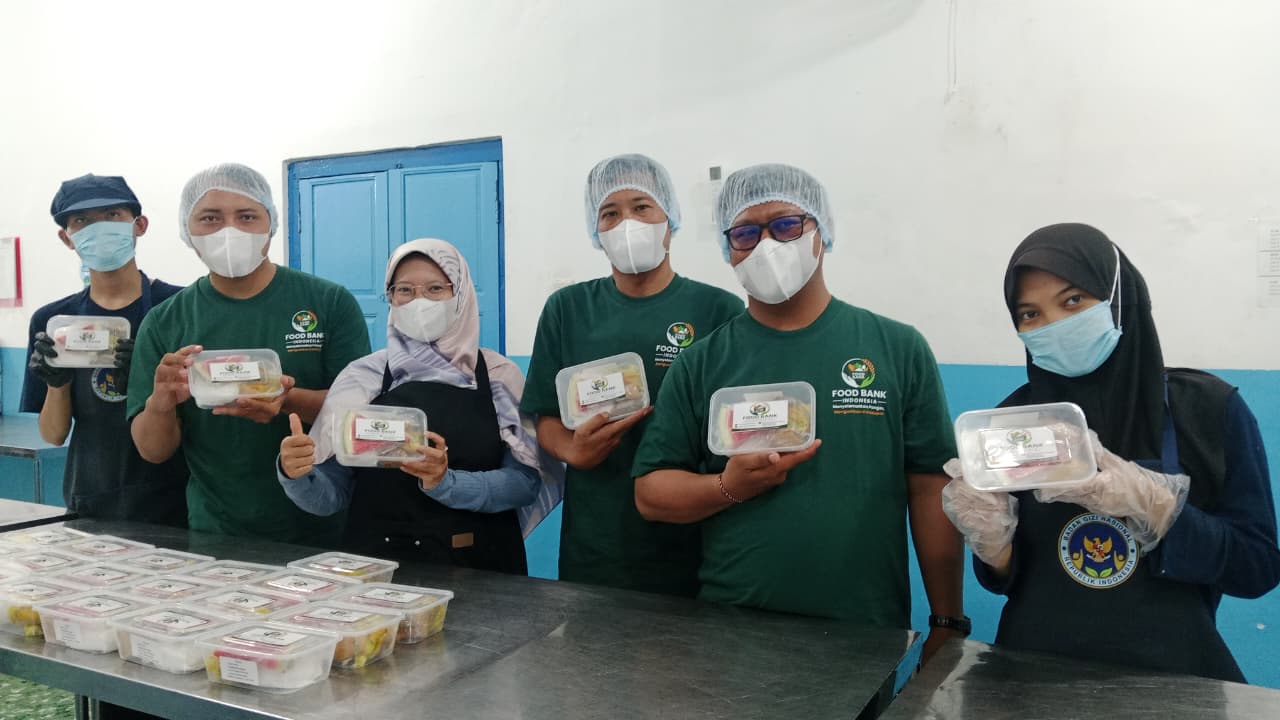 Proses Sorting & Packing Pangan