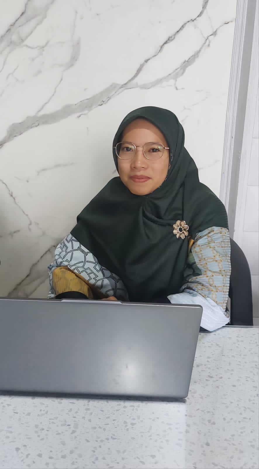 Luthfiana Hasina, S.E., M.Si